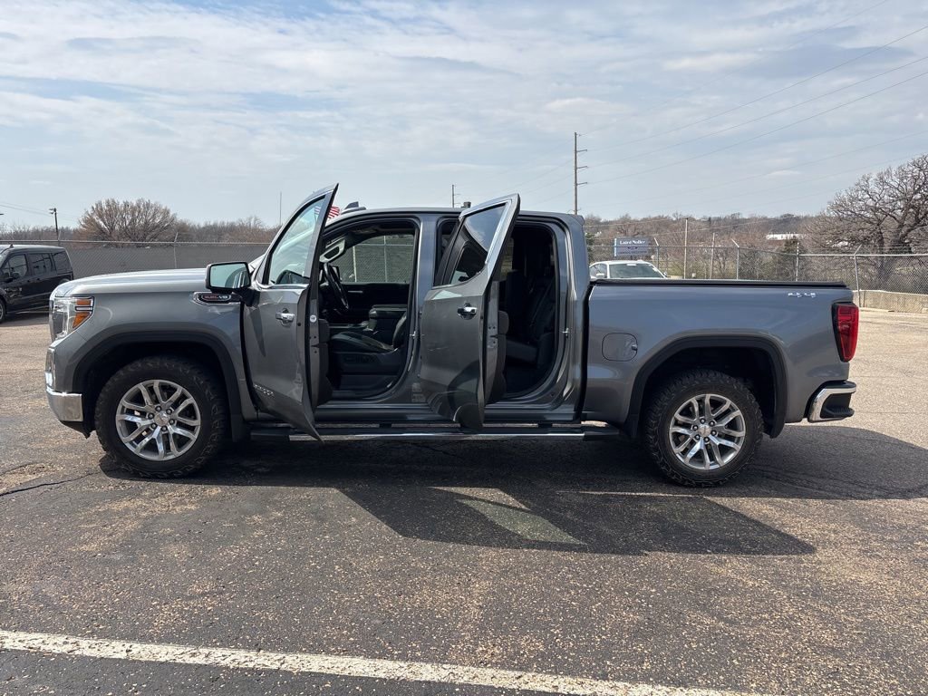Used 2021 GMC Sierra 1500 SLT w/ SLT Premium Plus Package image 4