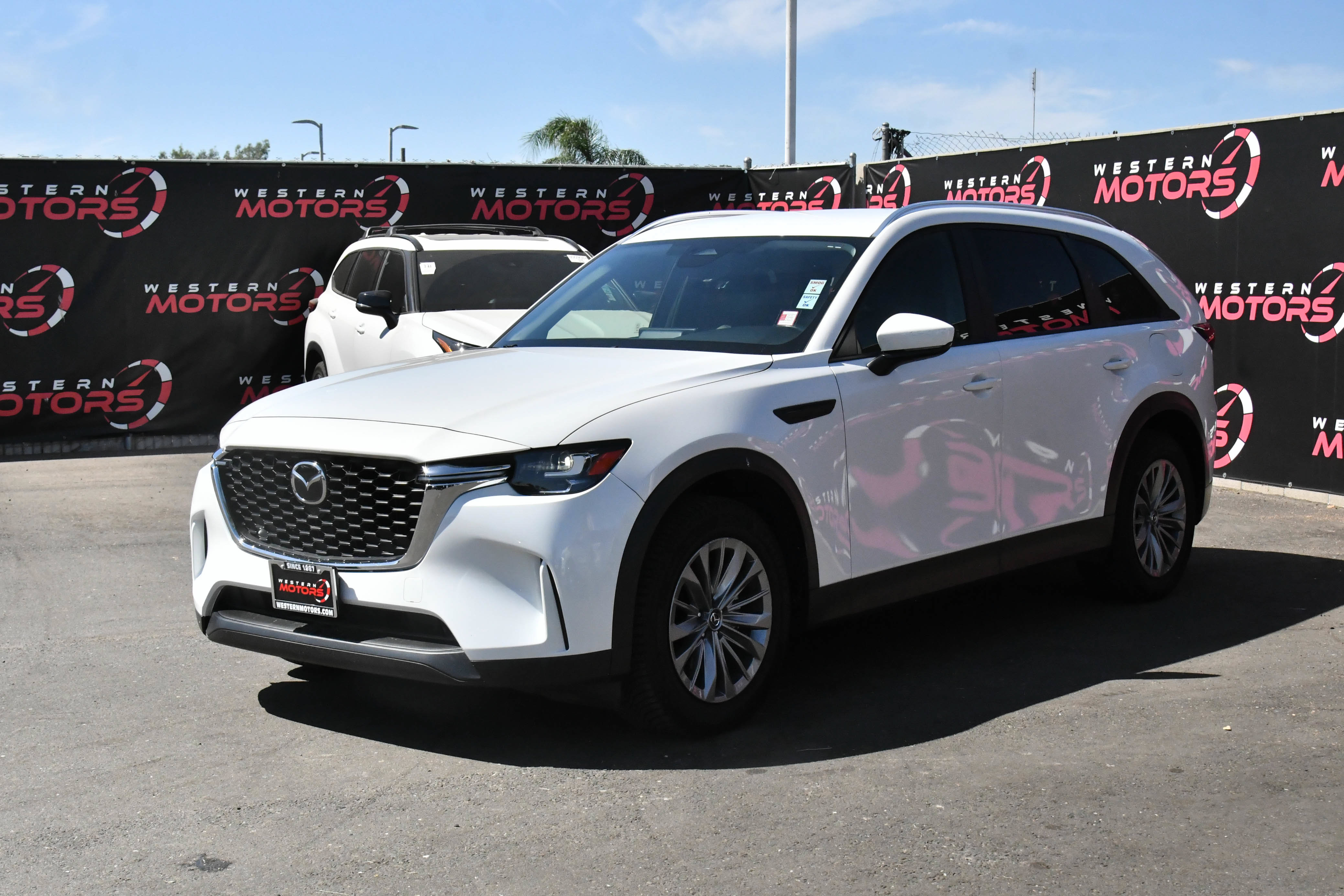 Used 2024 MAZDA CX-90 3.3 Turbo w/ Select Package AWD/4WD image 3