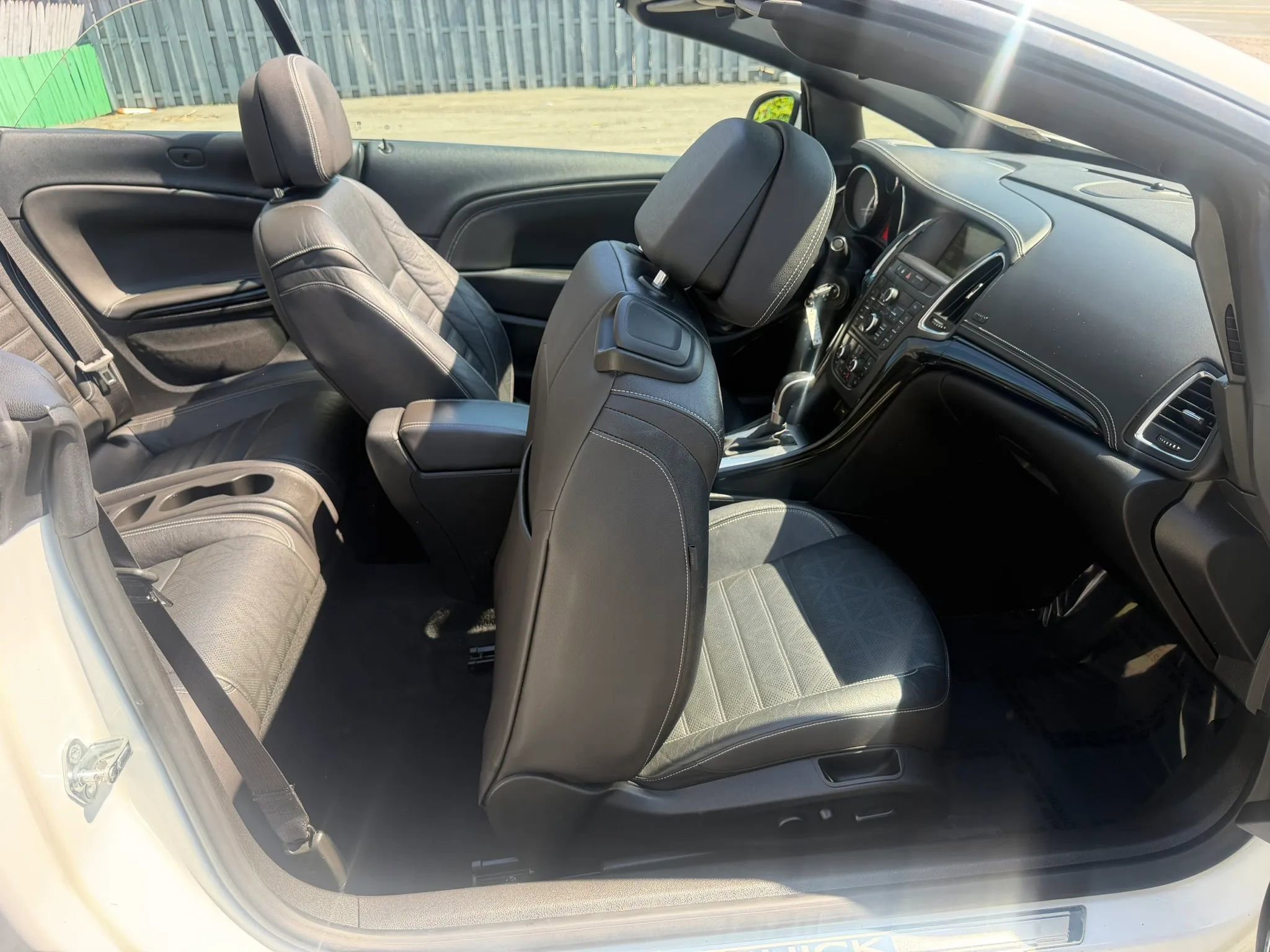 Used 2016 Buick Cascada image 17