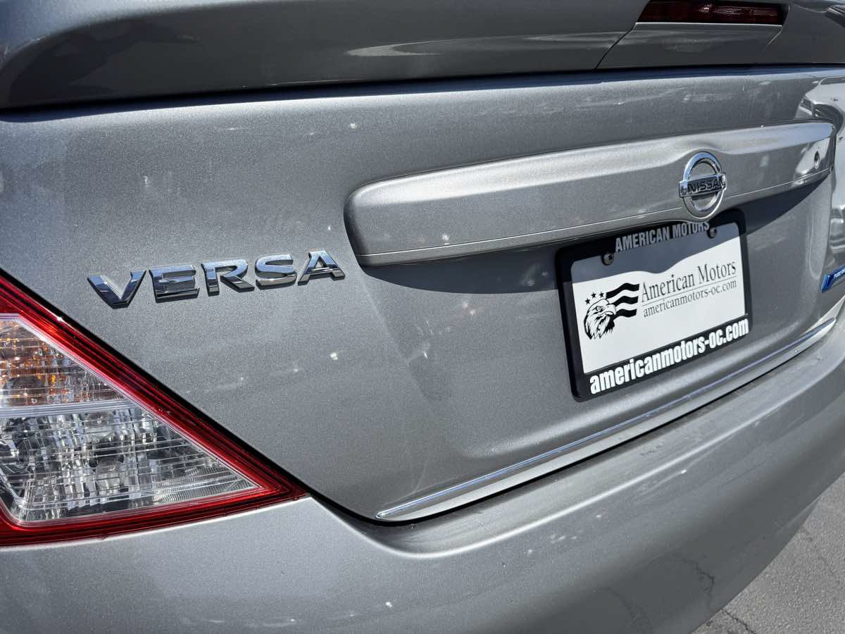 Used 2014 Nissan Versa S Plus FWD image 16