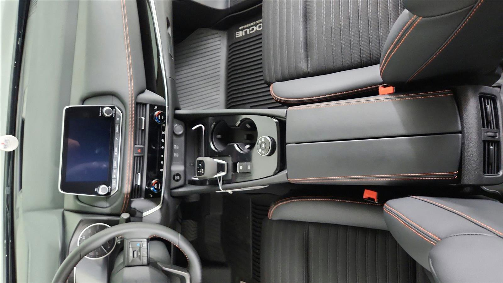 Certified 2025 Nissan Rogue SV w/ Rock Creek Premium Package image 19