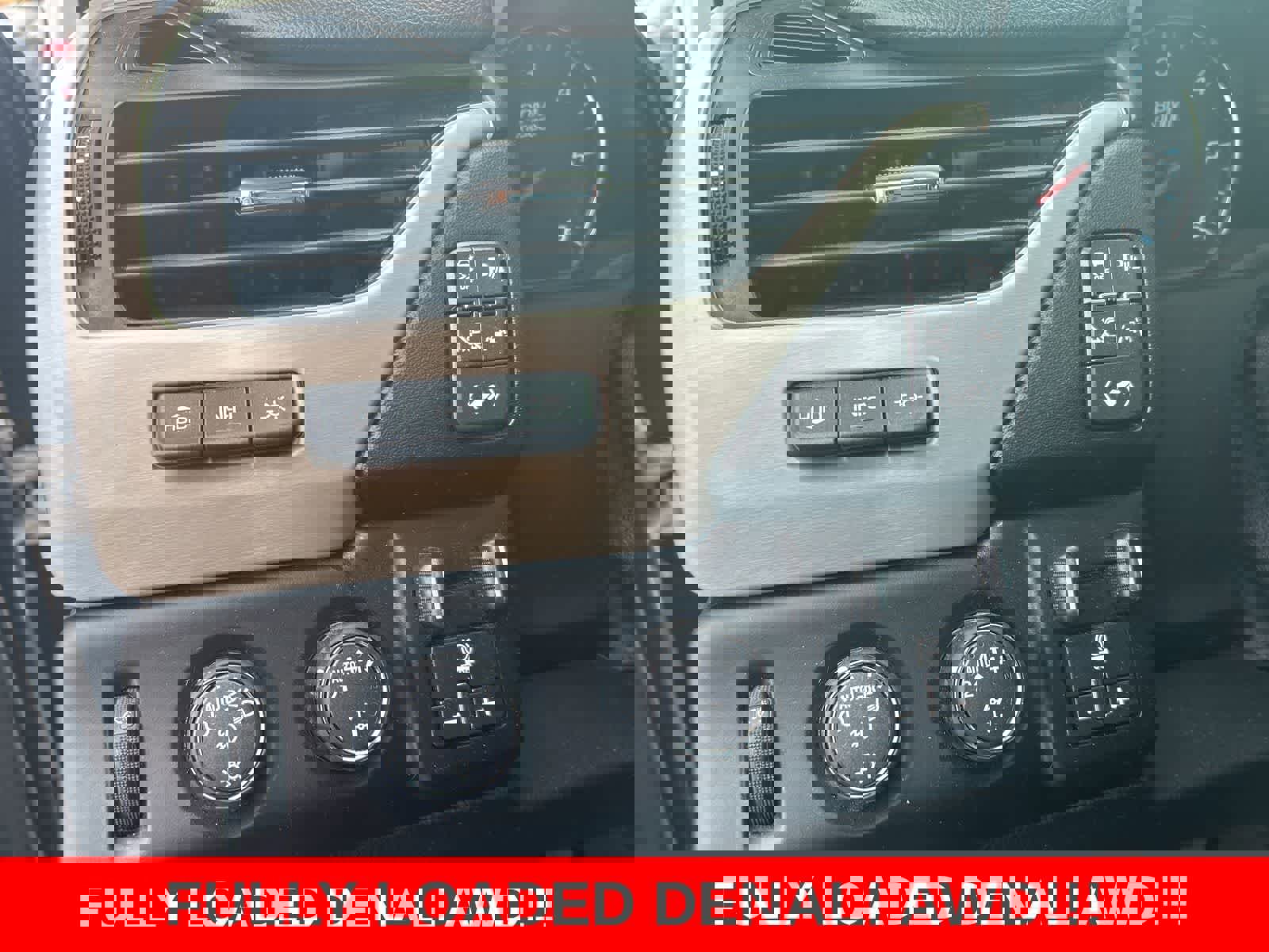 Used 2018 GMC Yukon Denali w/ Denali Ultimate Package image 34