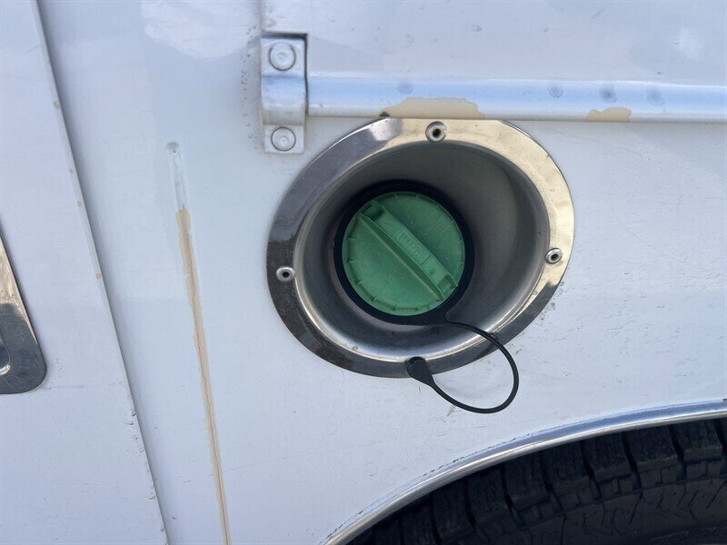 Used 2022 RAM 2500 Tradesman w/ Chrome Appearance Group AWD/4WD image 28