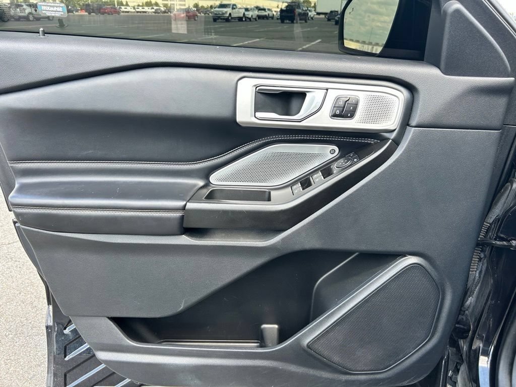 Used 2020 Ford Explorer ST w/ ST Street Pack AWD/4WD image 17