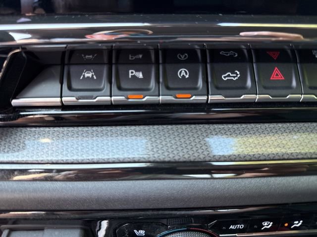 Used 2024 Chevrolet Silverado 1500 ZR2 w/ Technology Package image 21