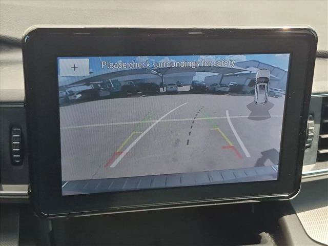 Certified 2020 Ford Explorer XLT w/ Equipment Group 202A RWD image 10