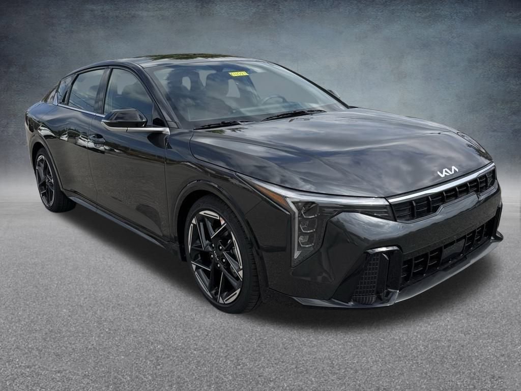 New 2025 Kia K4 GT-Line video 2