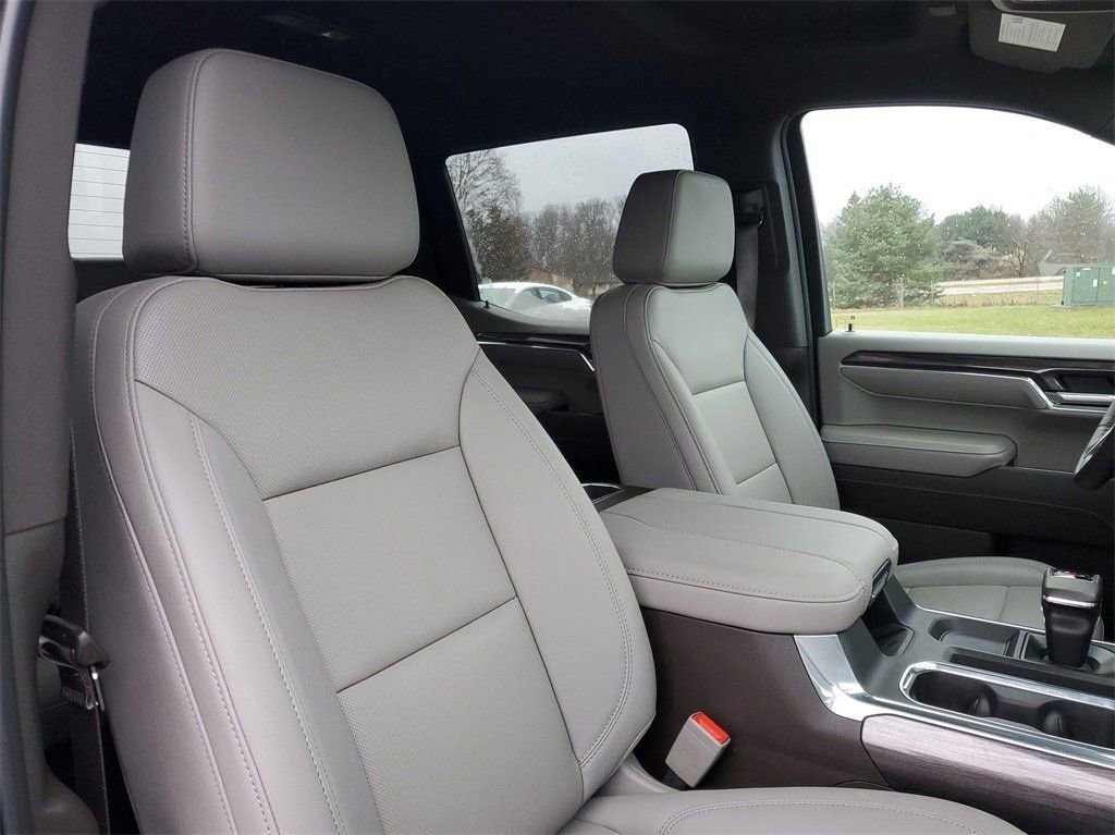 Certified 2024 Chevrolet Silverado 1500 LTZ image 32