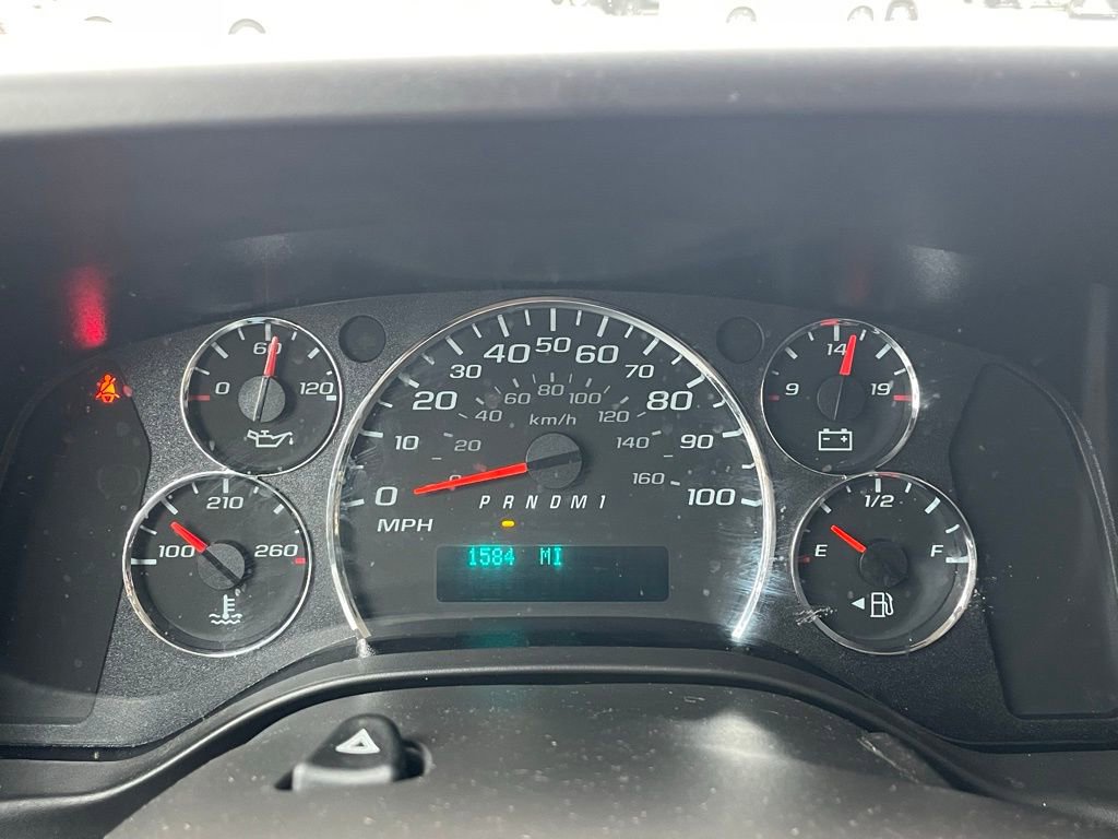 Certified 2024 Chevrolet Express 2500 w/ Driver Convenience Package image 41