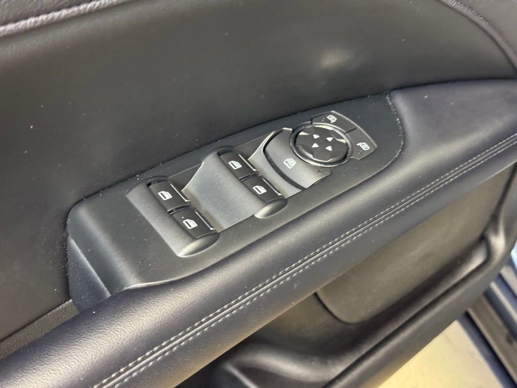 Used 2019 Lincoln MKZ Premiere image 10