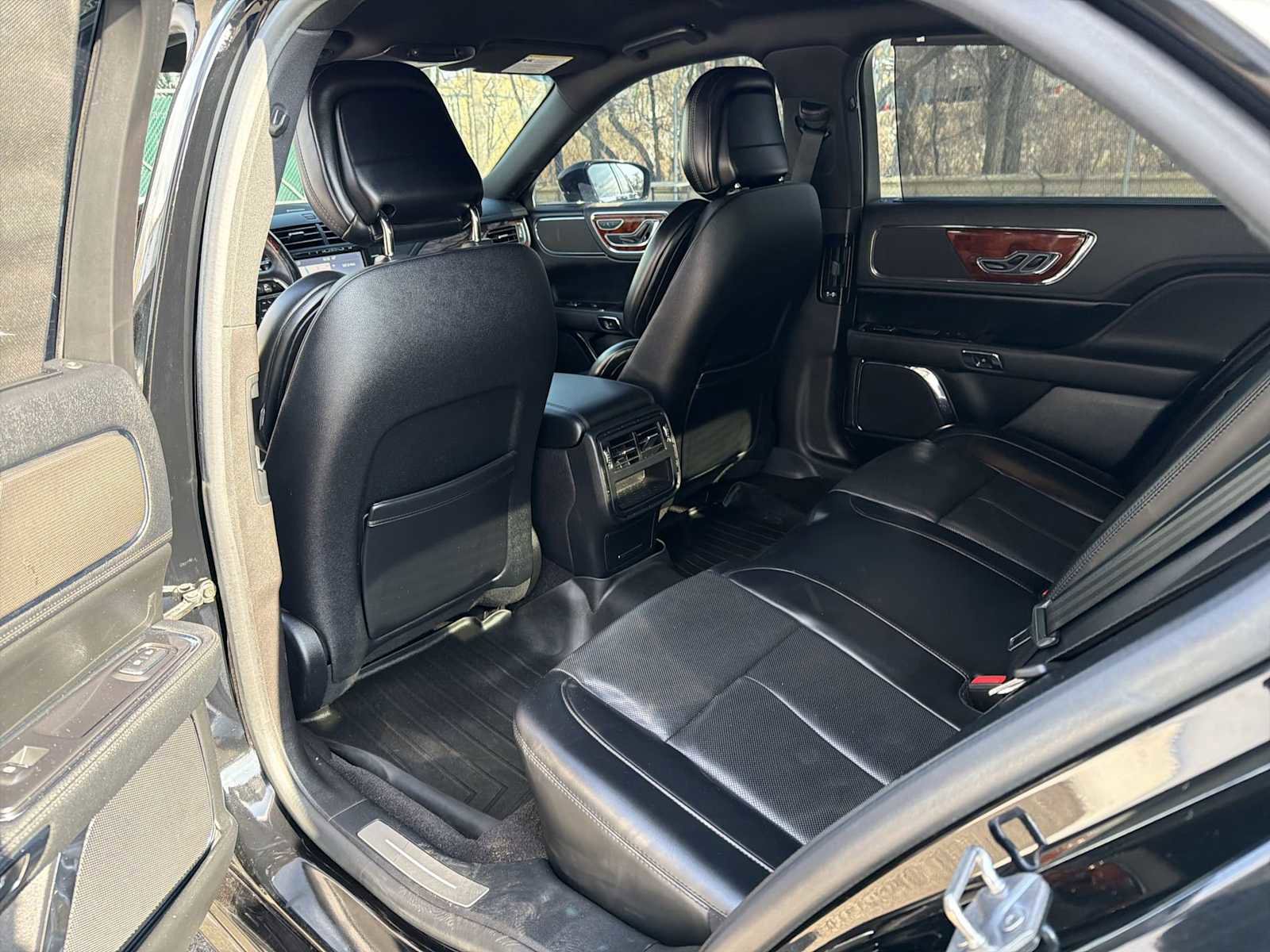 Used 2020 Lincoln Continental AWD w/ Equipment Group 500A image 12