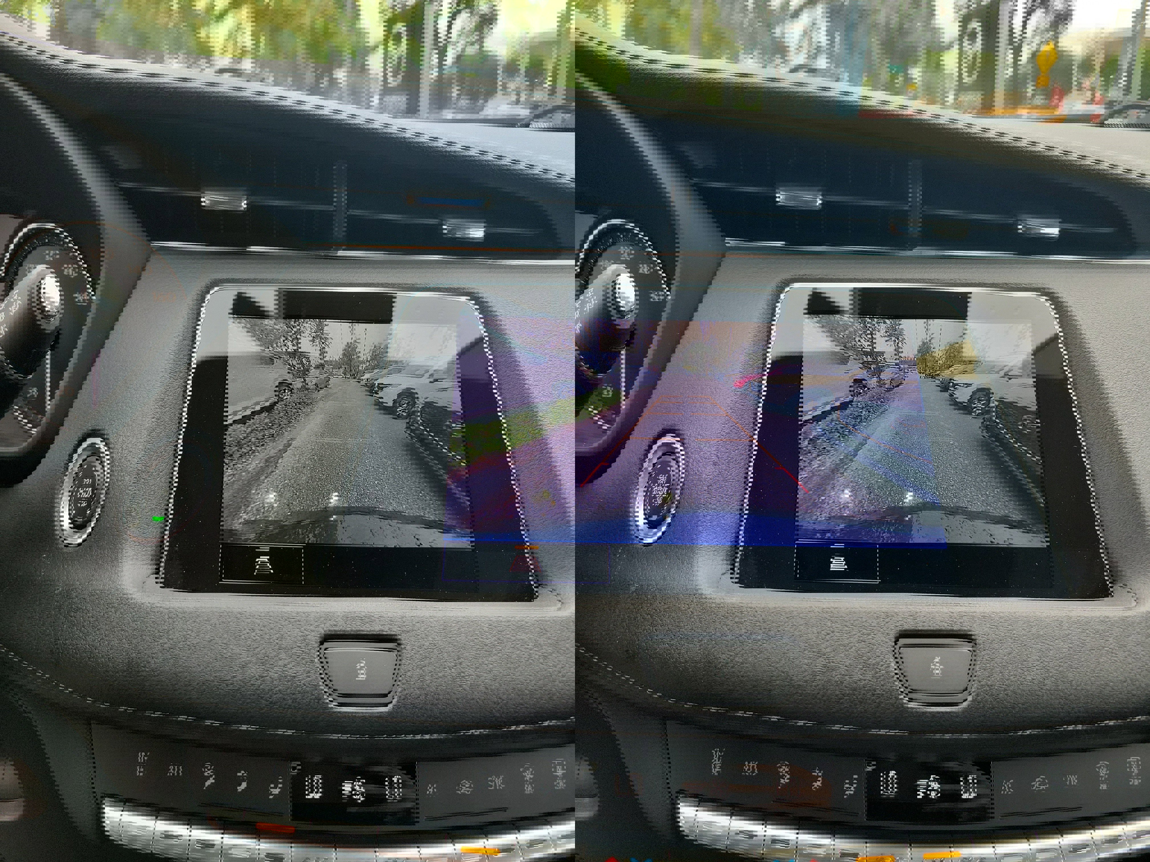 Used 2023 Cadillac XT4 Luxury w/ Cold Weather Package image 17