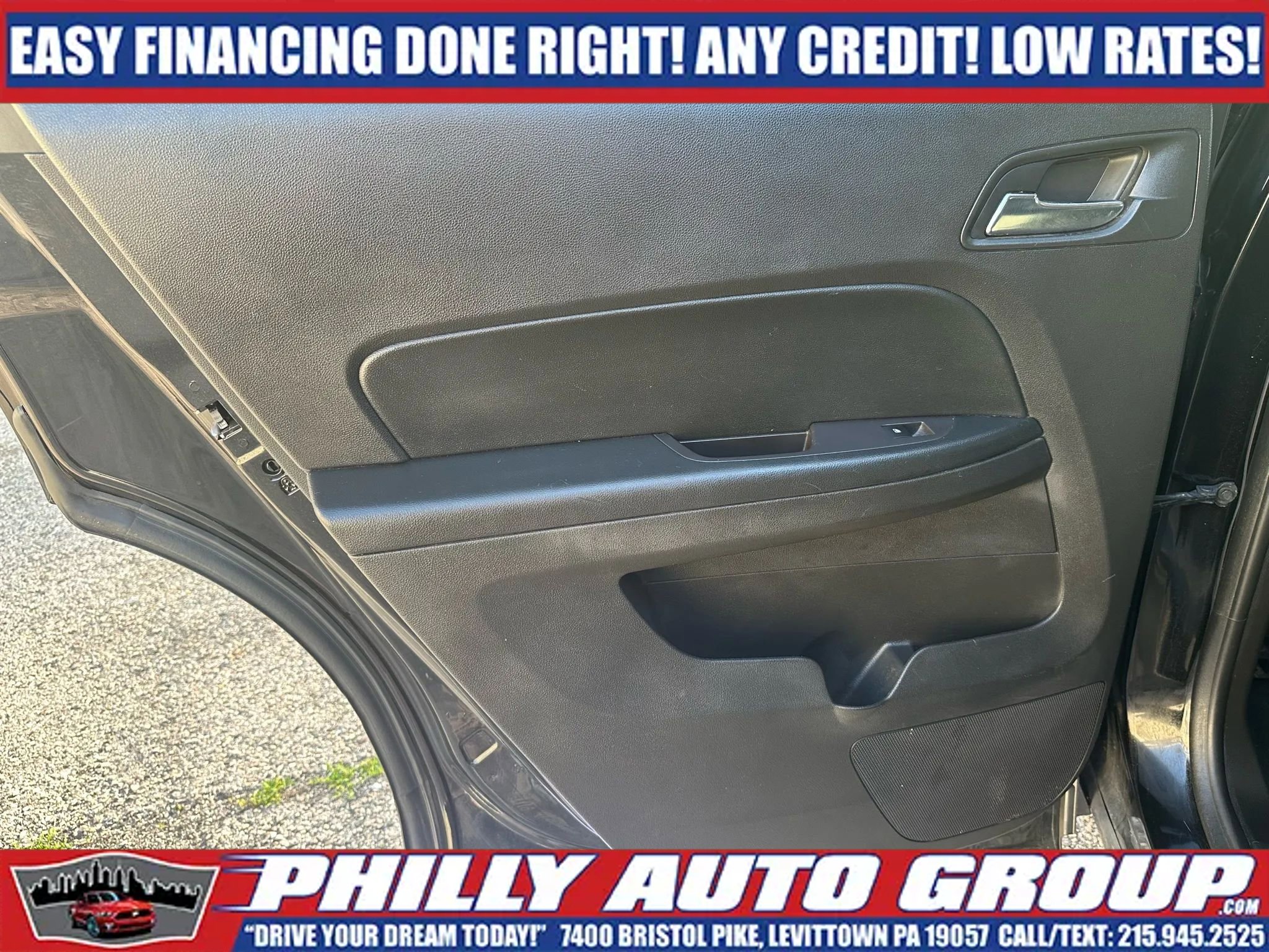 Used 2017 Chevrolet Equinox LT w/ Convenience Package image 14