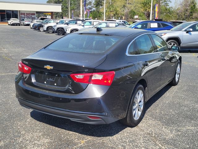 Used 2025 Chevrolet Malibu LT image 2