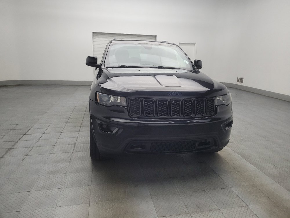 Used 2018 Jeep Grand Cherokee Laredo AWD/4WD image 14