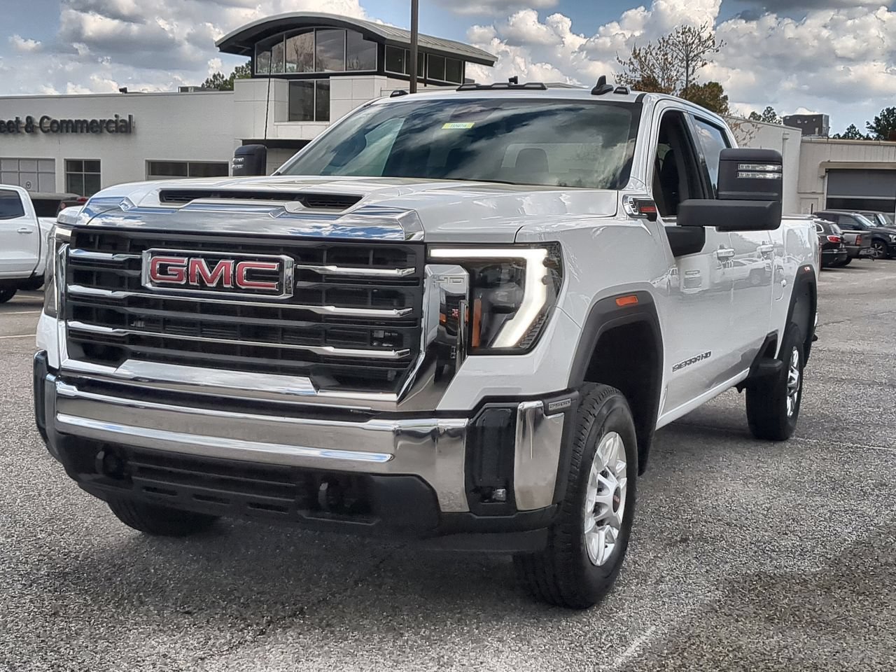 New 2026 GMC Sierra 2500 SLE w/ SLE Value Package; AWD/4WD image 4