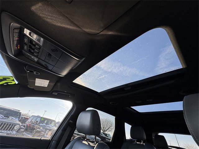 Used 2023 Buick Enclave Premium w/ Experience Buick Package image 31