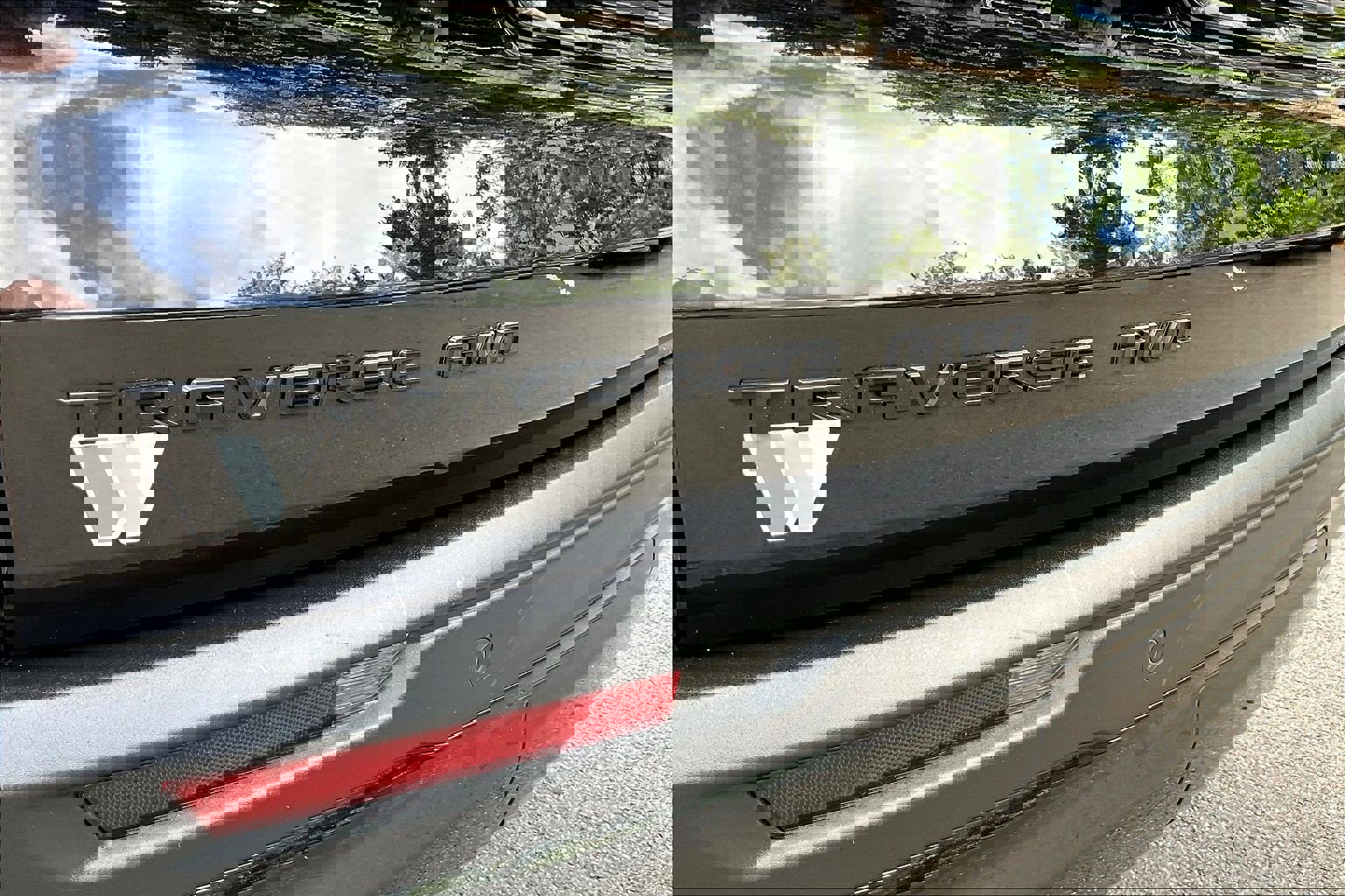 Used 2025 Chevrolet Traverse LT w/ Enhanced Driving Package AWD/4WD image 25