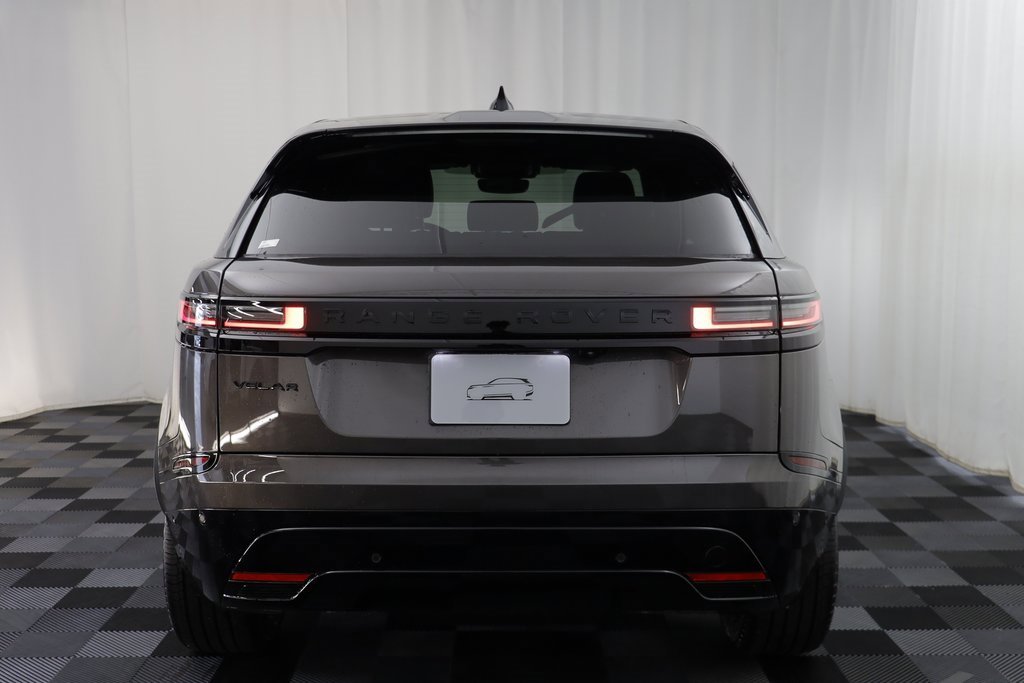 New 2026 Land Rover Range Rover Velar Dynamic SE image 17