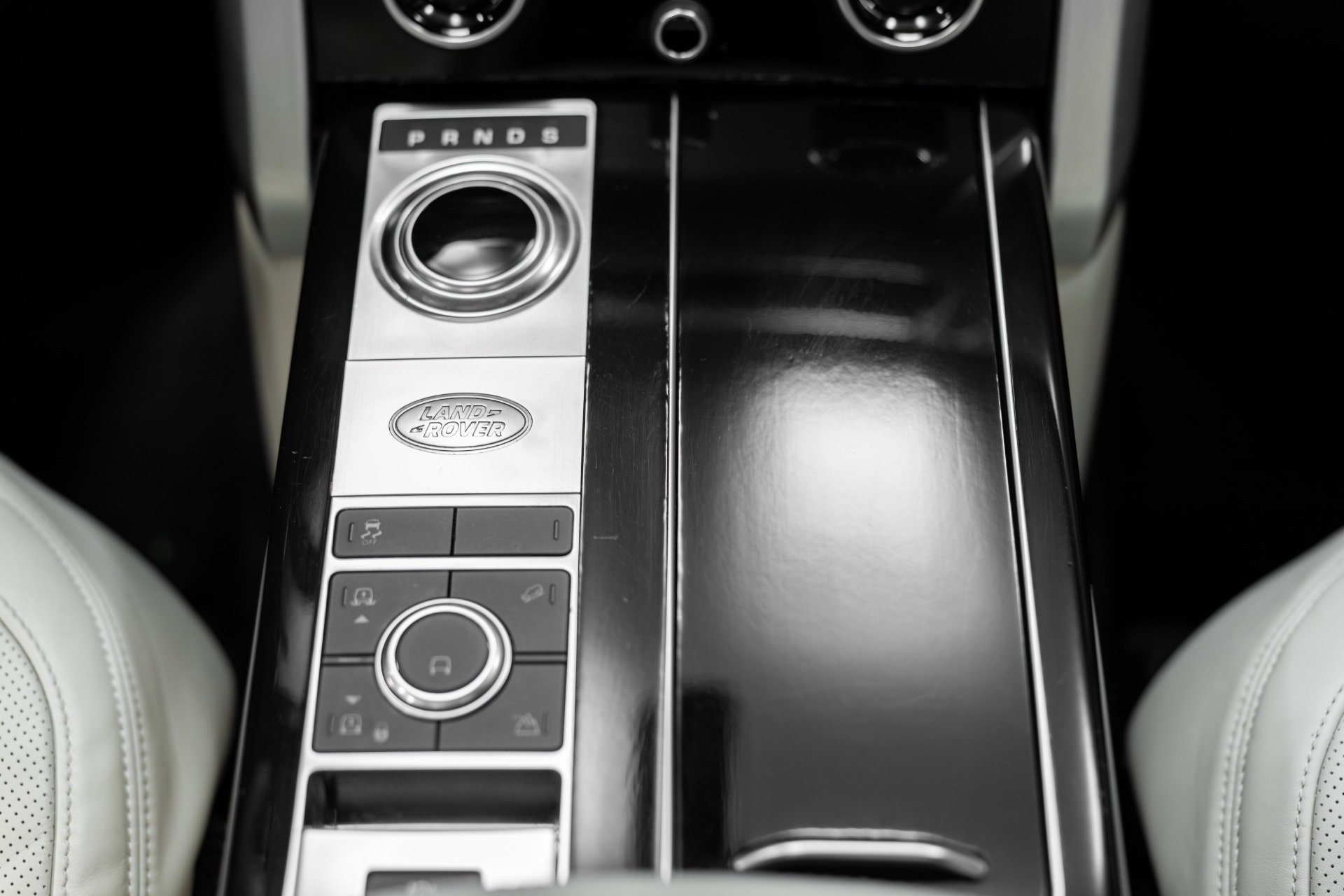 Used 2021 Land Rover Range Rover Westminster Edition image 28
