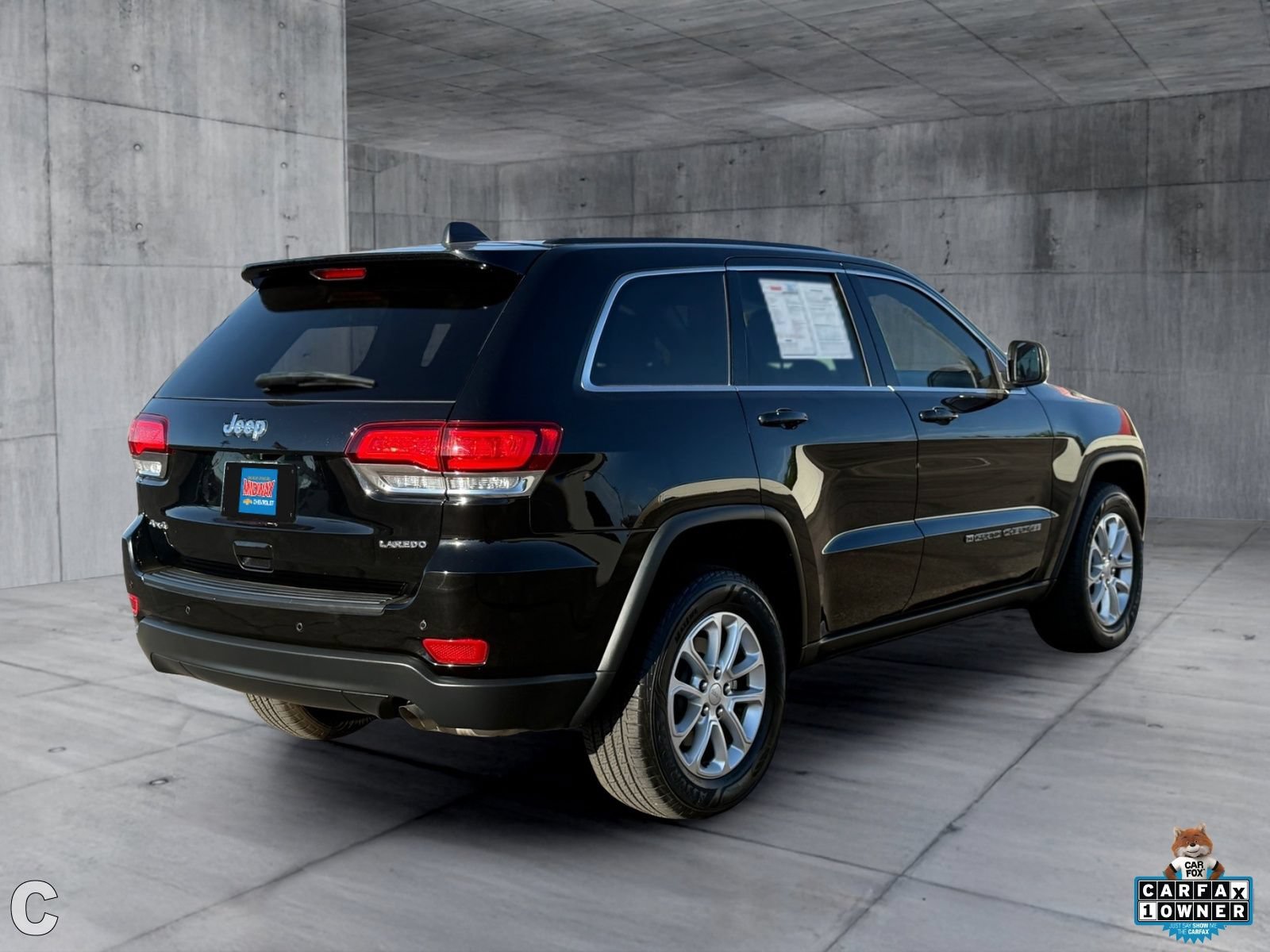 Used 2022 Jeep Grand Cherokee Laredo X AWD/4WD image 7