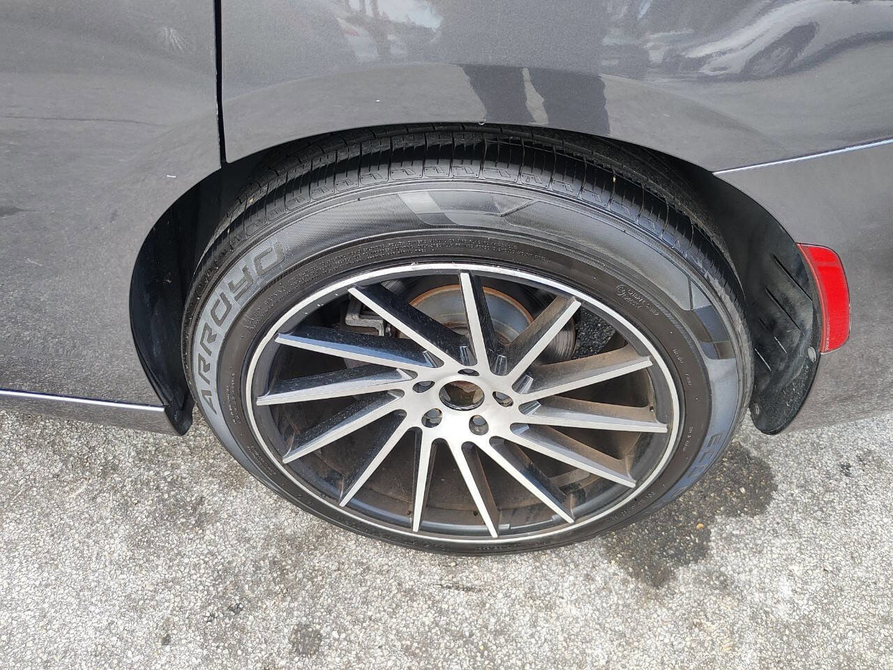 Used 2020 Dodge Charger SXT w/ Leather Interior Group image 21