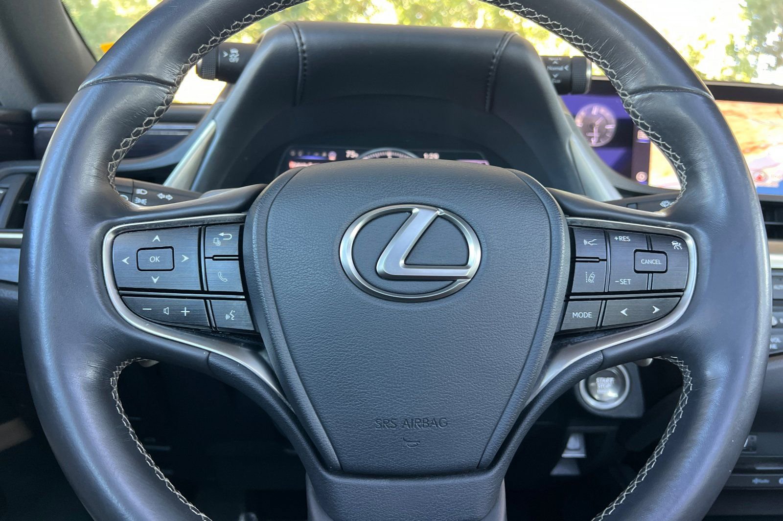 Used 2019 Lexus ES 350 w/ Premium Package image 27