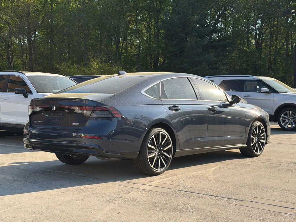 Used 2026 Honda Accord Touring image 3