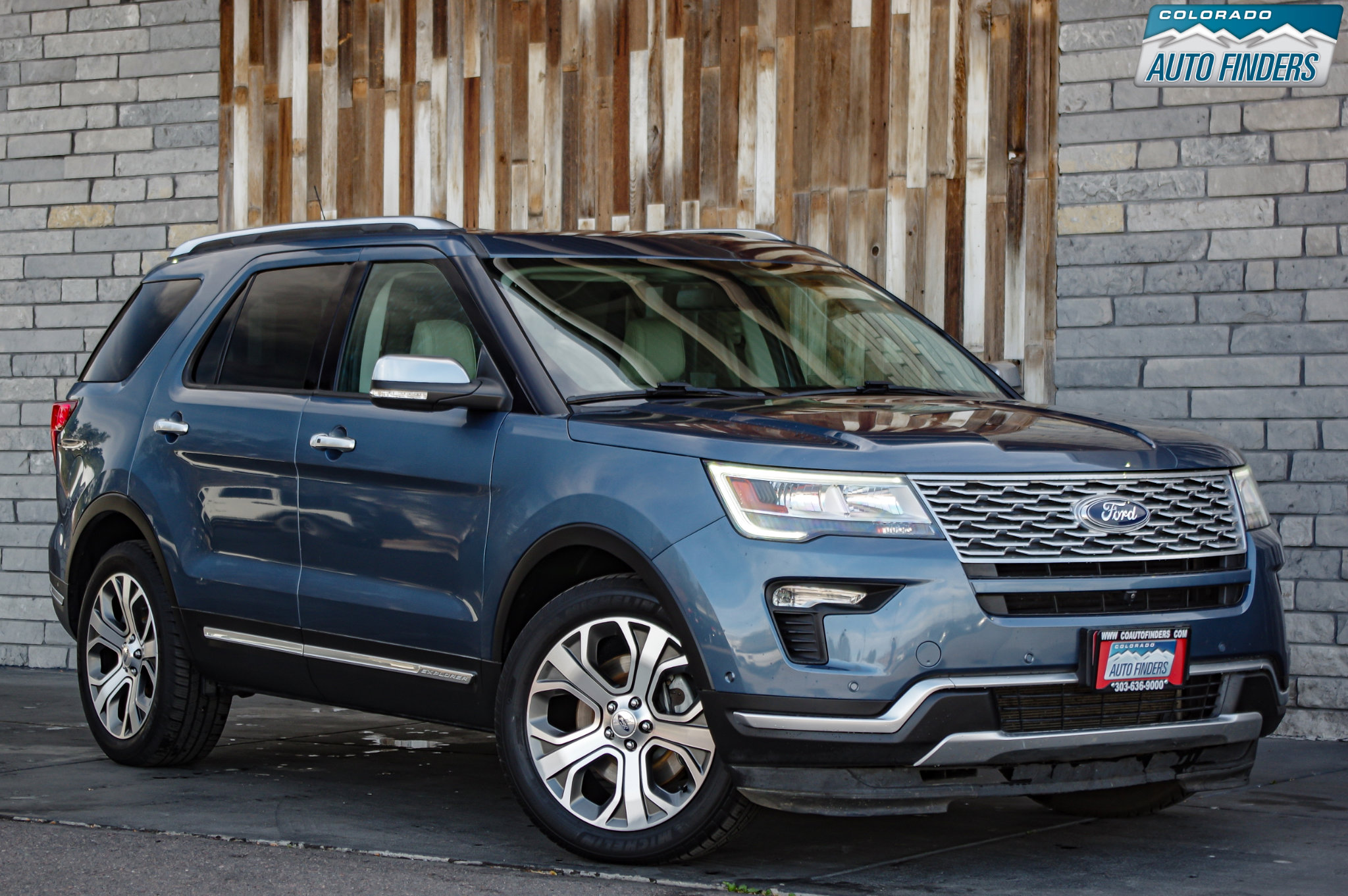 Used 2019 Ford Explorer Platinum image 9