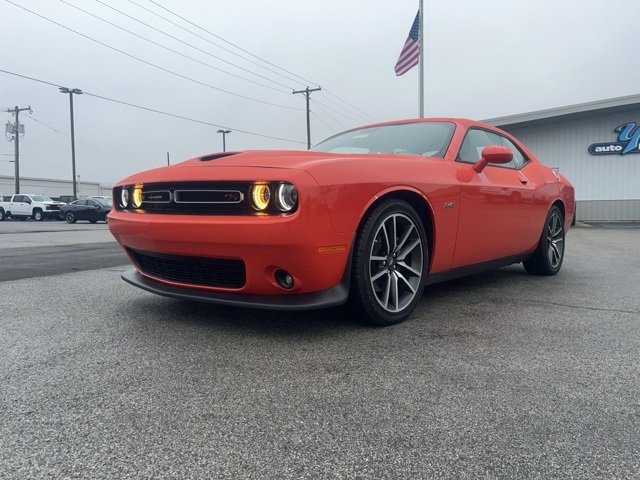 Used 2023 Dodge Challenger R/T w/ Plus Package image 37