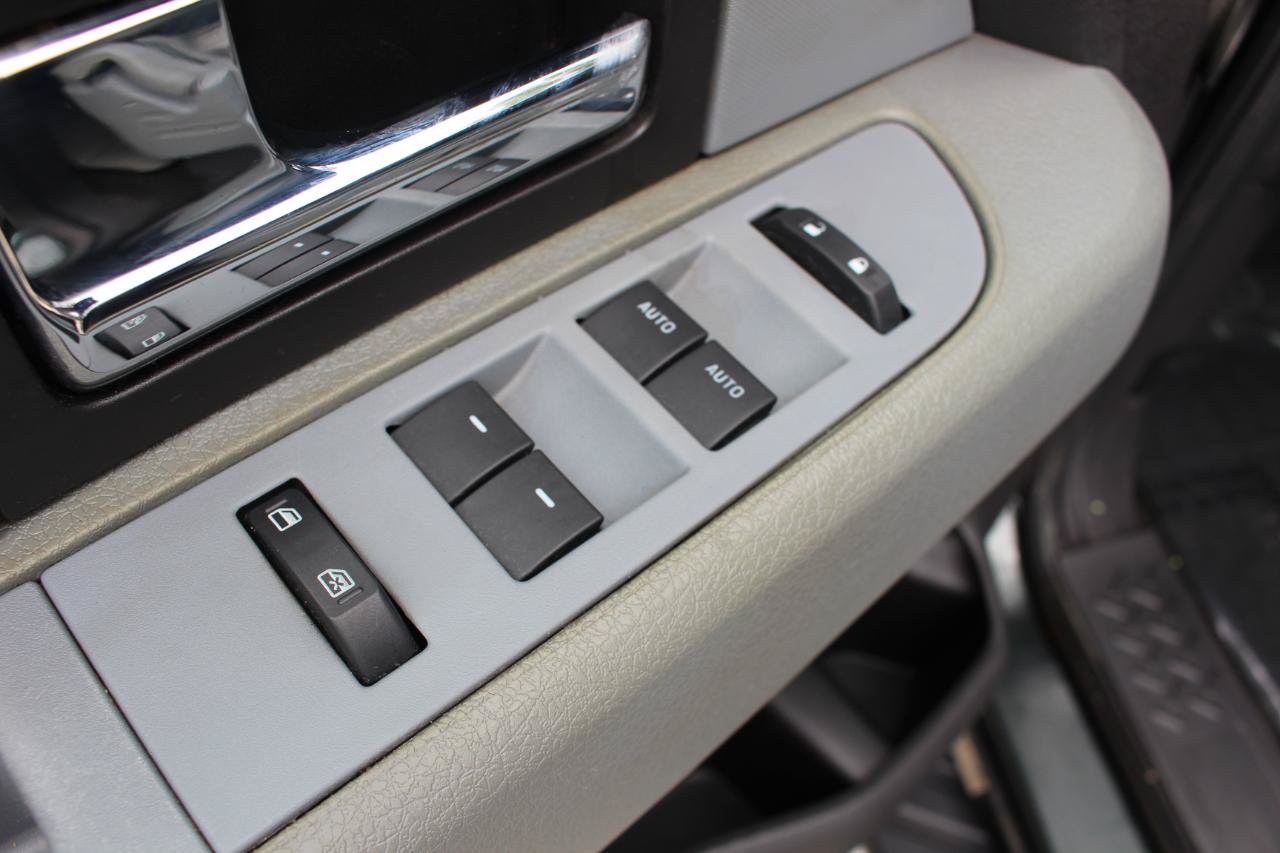 Used 2014 Ford F150 XLT w/ Equipment Group 302A Luxury AWD/4WD image 13