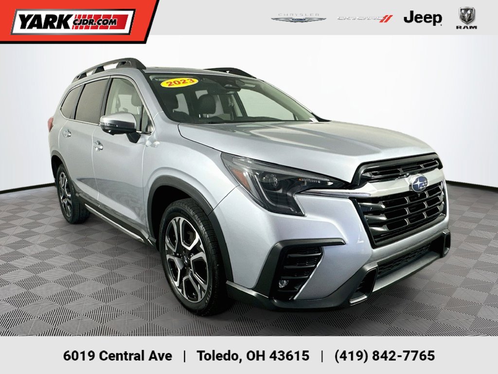 Used 2023 Subaru Ascent Limited w/ Technology Package