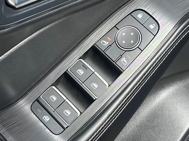 Used 2025 Nissan Rogue SL w/ Tech Package AWD/4WD image 16