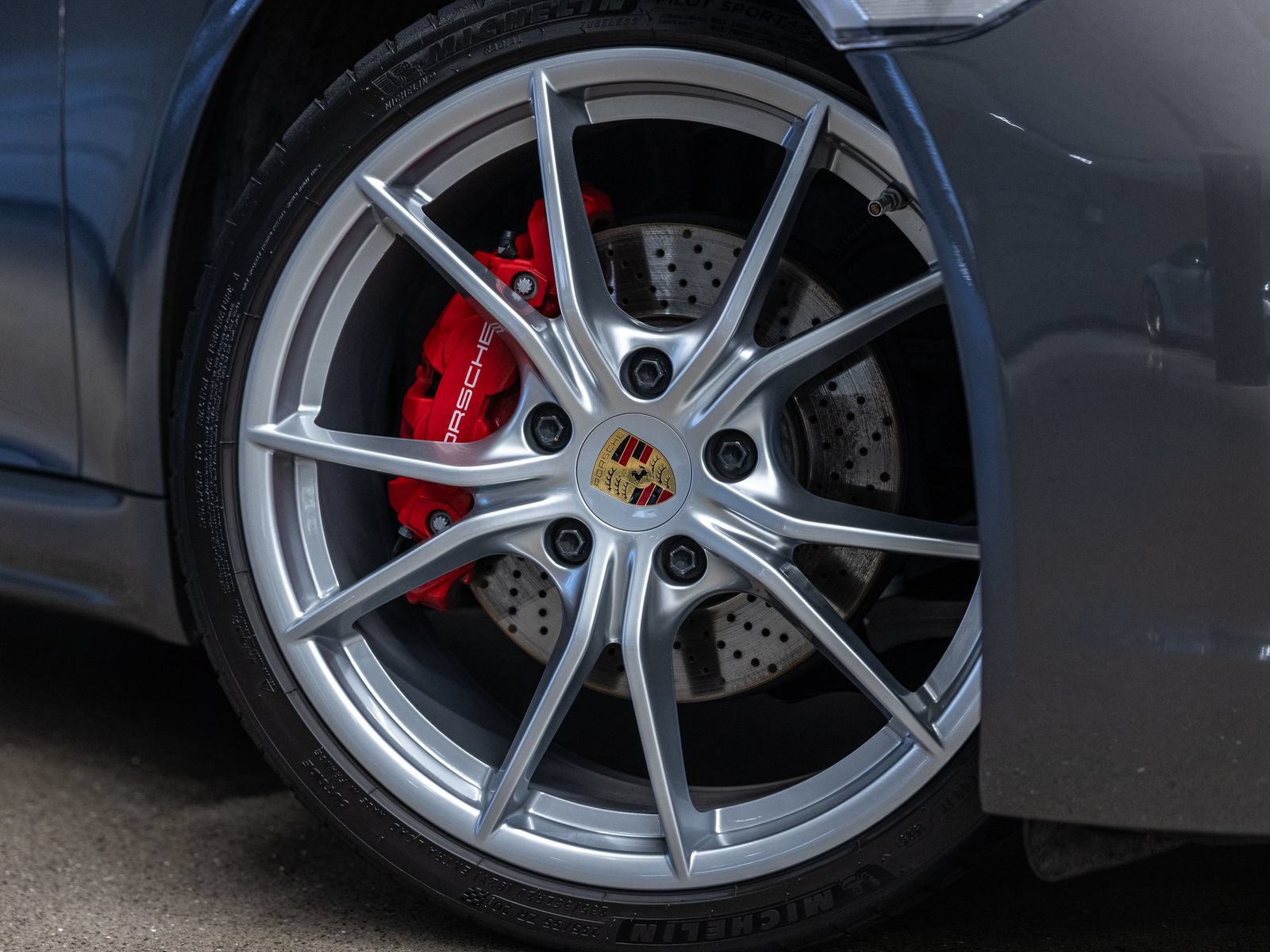 Certified 2024 Porsche 718 Cayman S RWD image 16