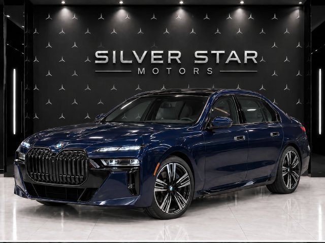 Used 2023 BMW 760i xDrive w/ Executive Package AWD/4WD image 2