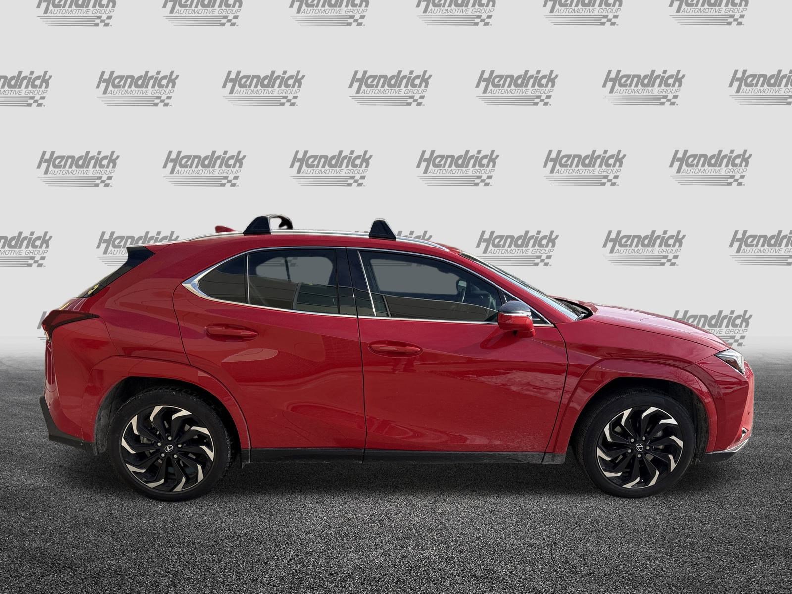 Used 2024 Lexus UX 250h AWD w/ Premium Package image 10