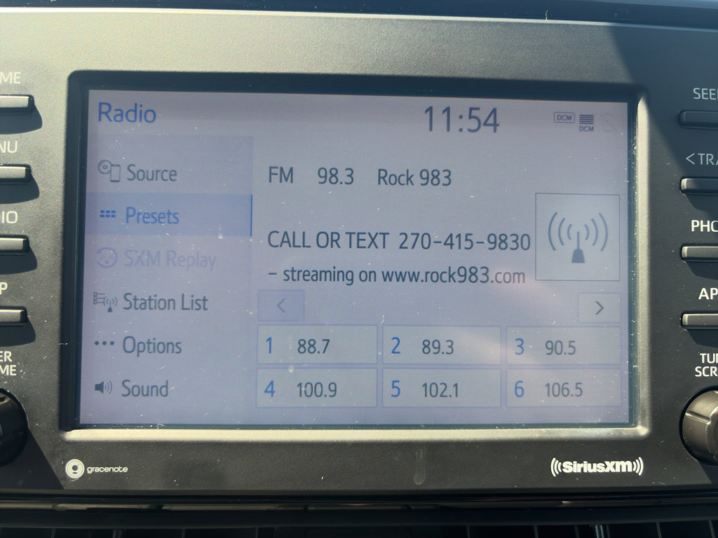 Used 2022 Toyota RAV4 XLE image 17