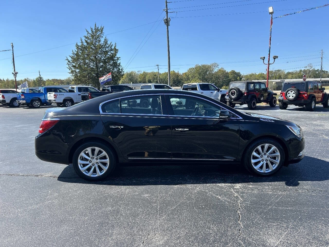 Used 2016 Buick LaCrosse Leather image 4