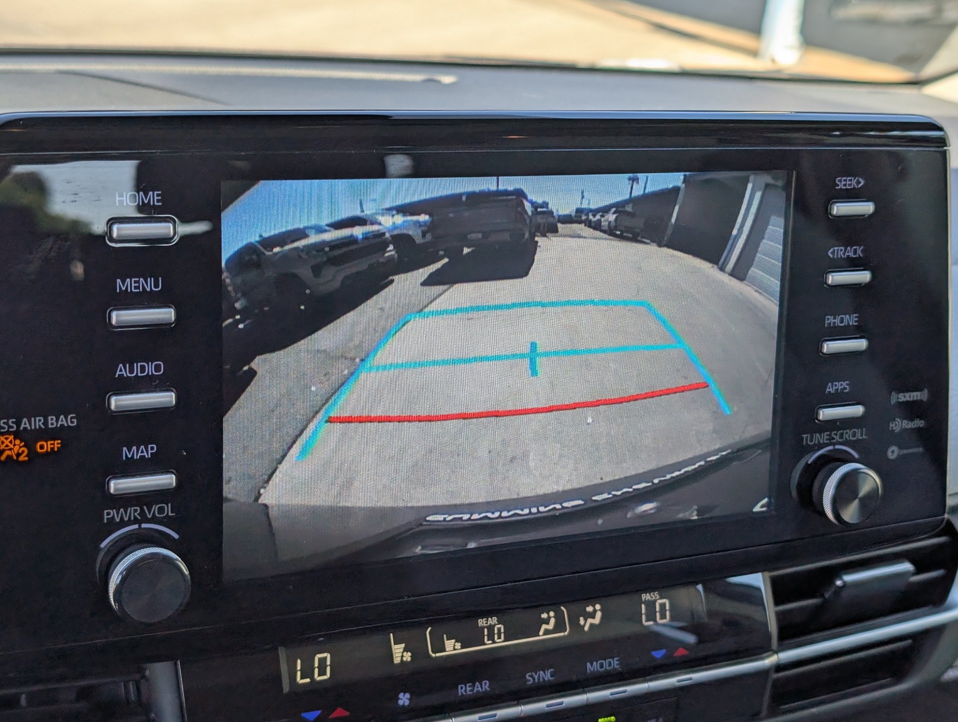 Used 2023 Toyota Sienna LE w/ LE Plus Package FWD image 24