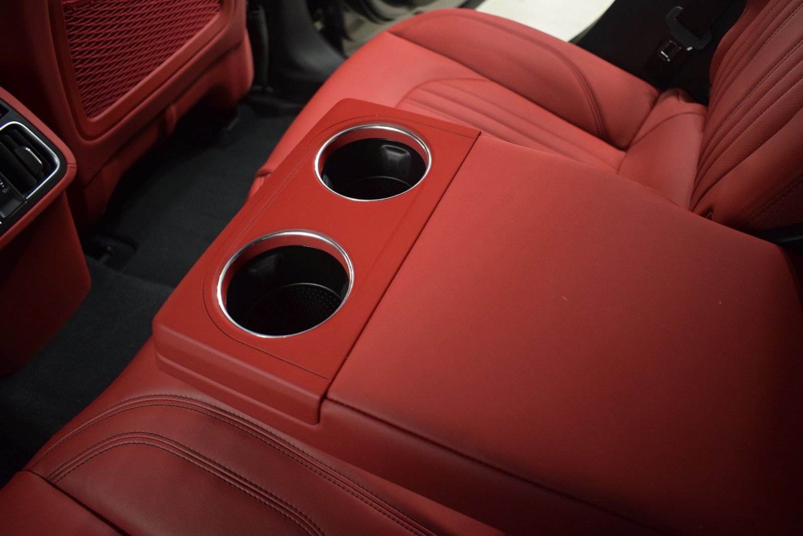 Used 2022 Maserati Levante Modena image 22