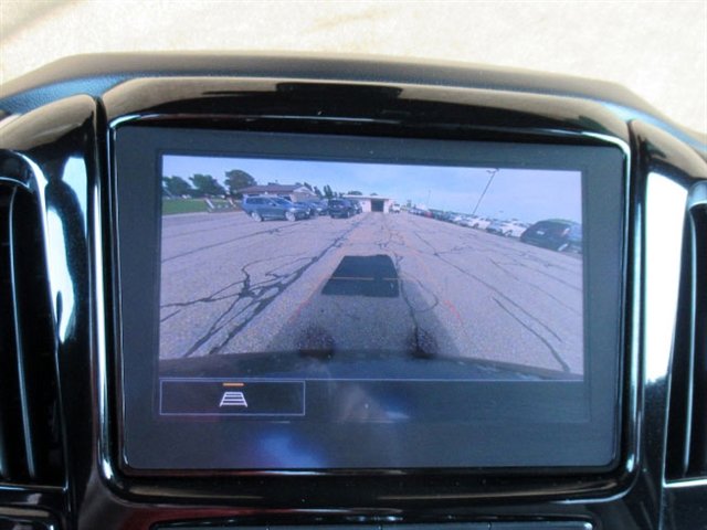 Used 2022 Chevrolet Traverse LT image 25