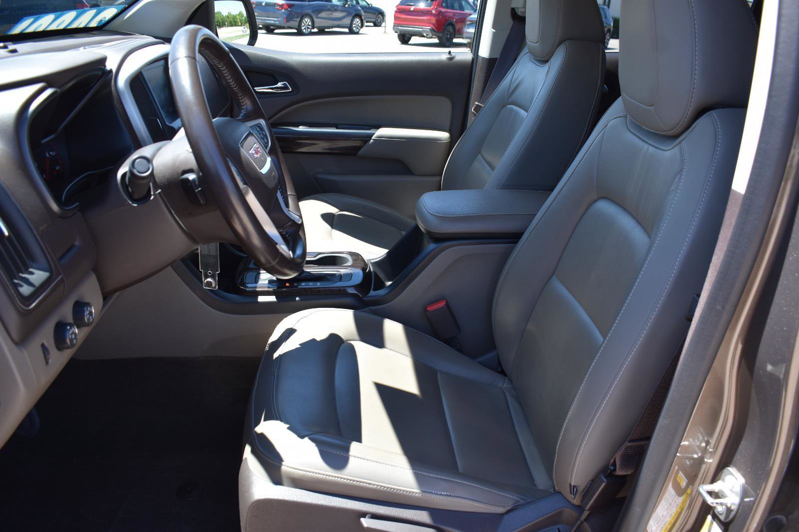 Used 2016 GMC Canyon SLT AWD/4WD image 23