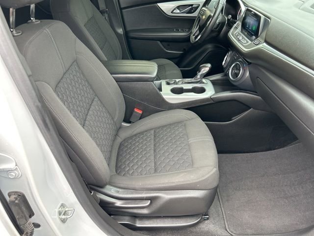 Used 2020 Chevrolet Blazer LT image 40