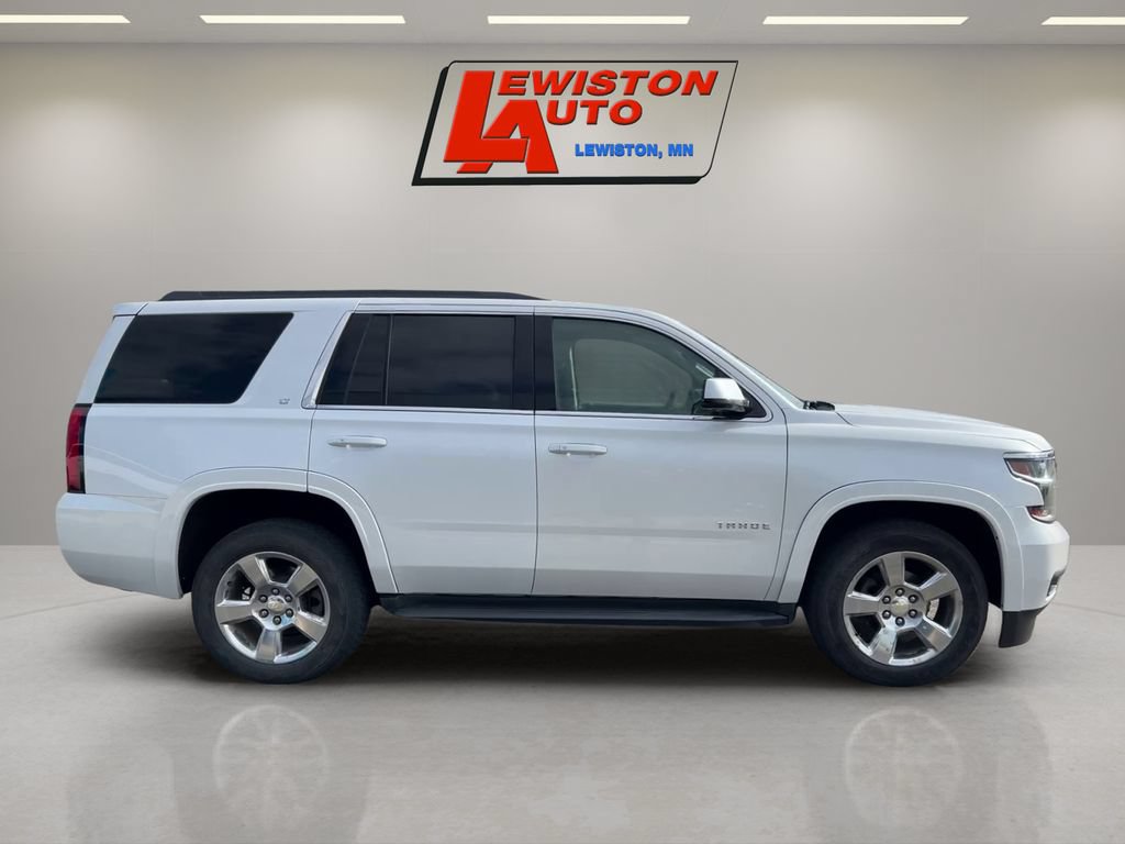 Used 2017 Chevrolet Tahoe LT w/ Luxury Package AWD/4WD image 6