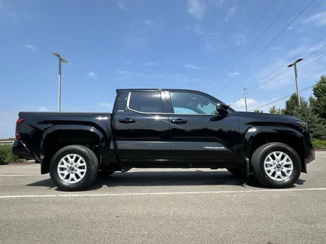 Used 2026 Toyota Tacoma SR5 RWD image 3