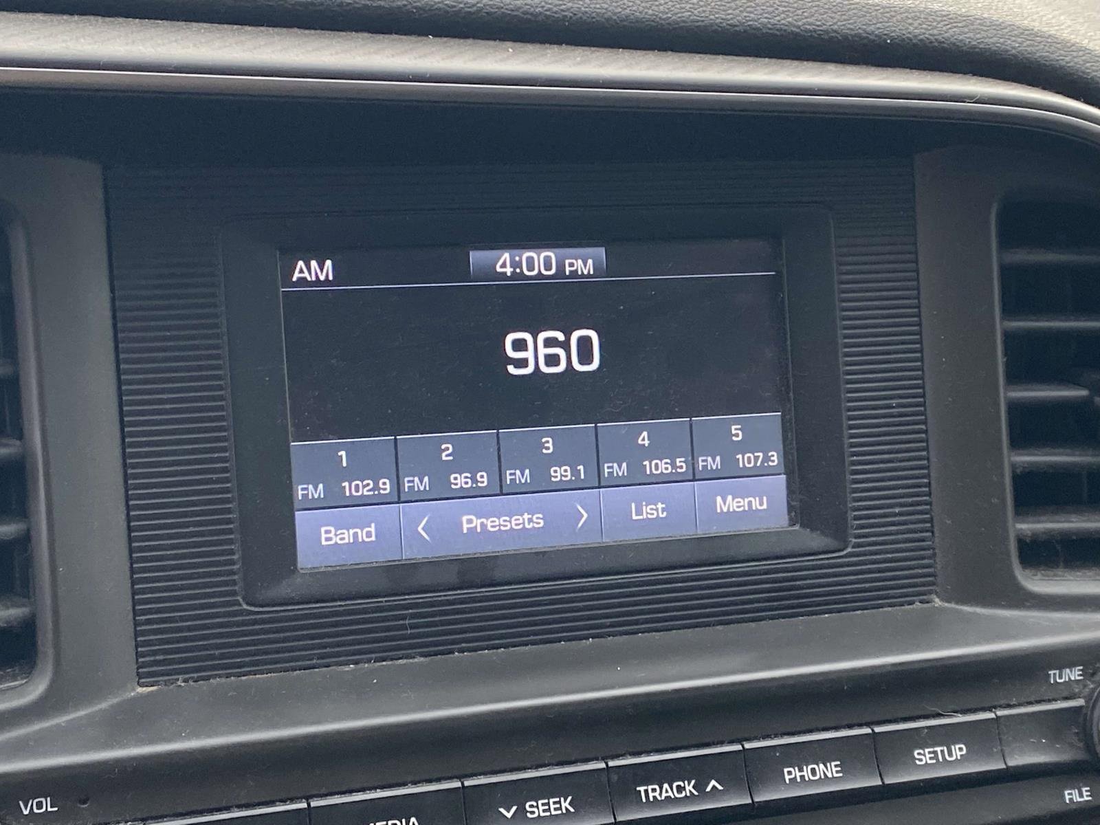 Used 2019 Hyundai Elantra SE w/ Cargo Package image 18