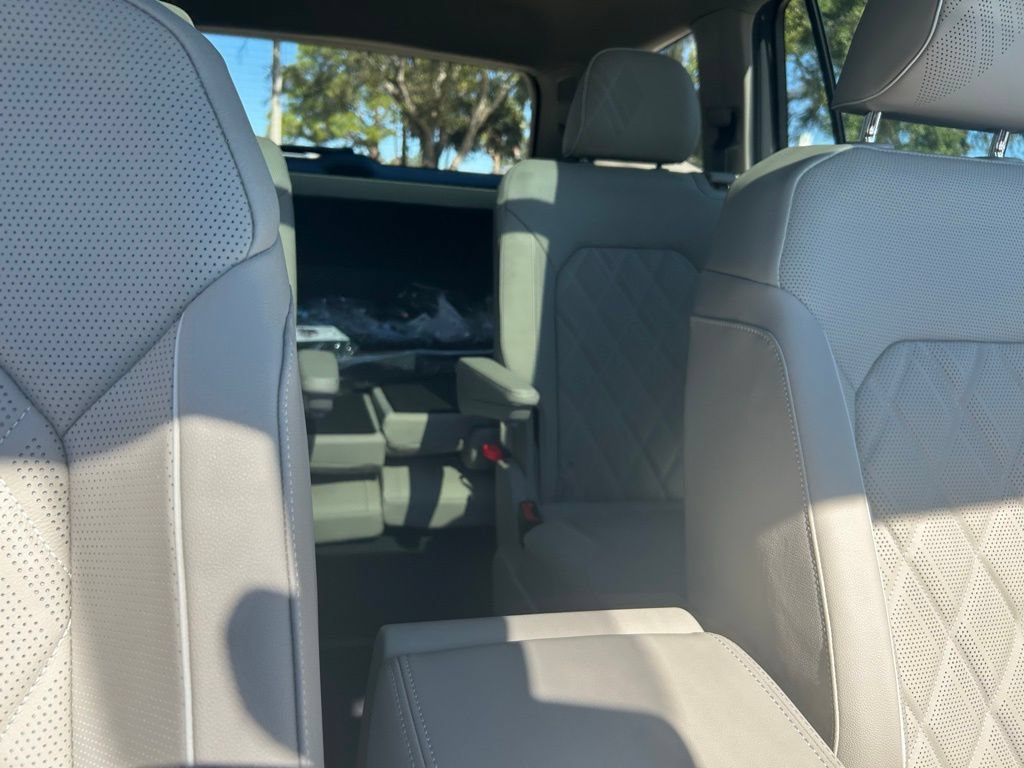 New 2026 Volkswagen Atlas SEL Premium R-Line AWD/4WD image 40