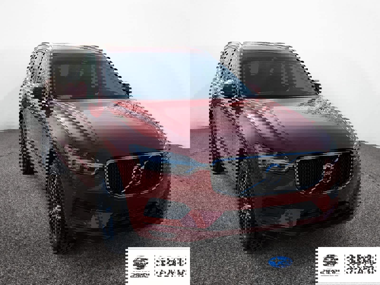 Used 2018 Volvo XC60 T5 Momentum w/ Vision Package image 7