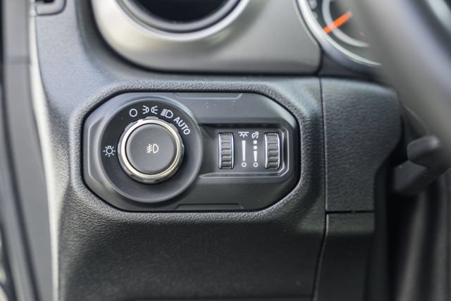 Used 2021 Jeep Wrangler Unlimited Sport AWD/4WD image 45