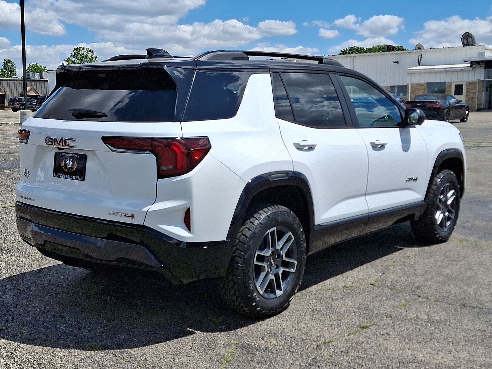 New 2026 GMC Terrain AT4 w/ Technology Package II AWD/4WD image 12
